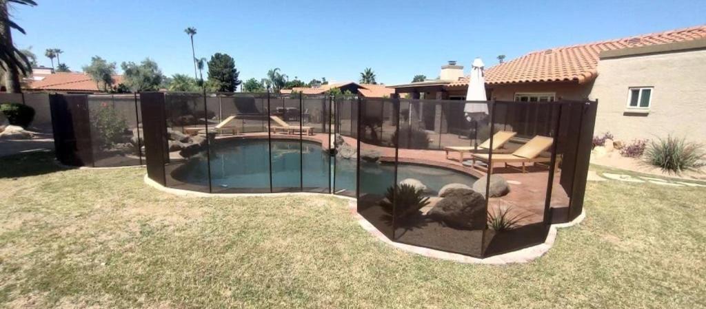 Holiday home Sparkling Pool Poker Table And Relaxation At Sweetwater